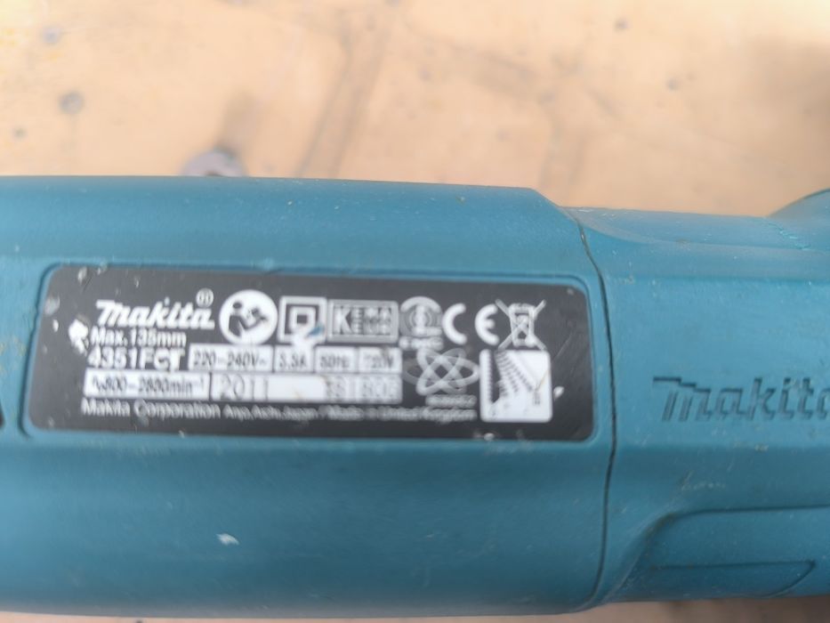 прободен трион  Makita 4351FCT /720 W/
