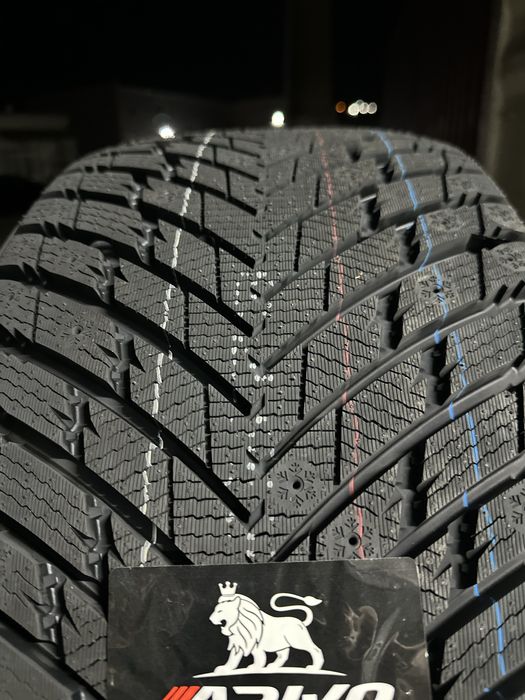 Нови зимни гуми ARIVO ARW7 285/35R22 106T XL НОВ DOT БОРД 2853522