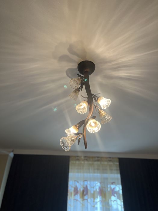 люстры каждая 5000