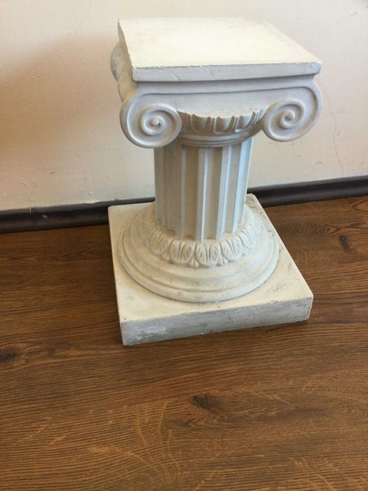 ръчно изработена колекционерска декоративна гръцка гипсова колона / статуя / статуетка / гипсов стълб от Гърция