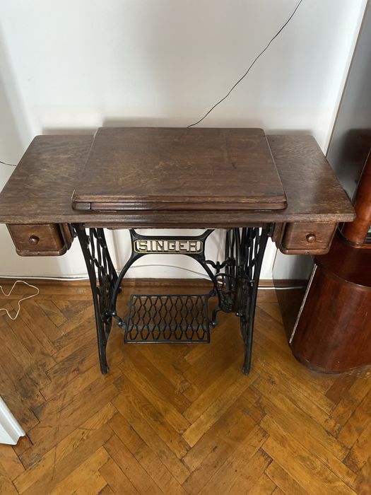 Vand masina de cusut singer