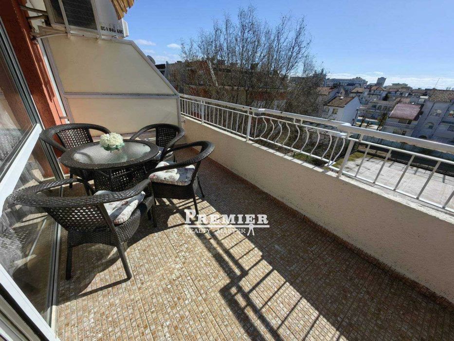 Продава се Тристаен апартамент в к.к. Слънчев бряг - 130 кв.м за 408 €/кв.м - Снимка #18
