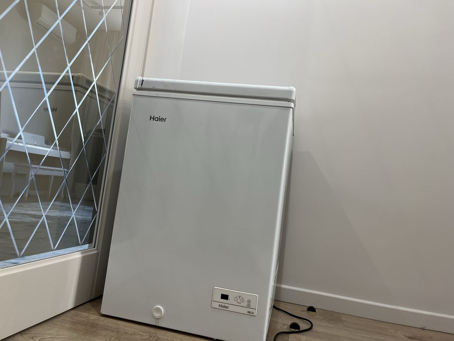 Морозильник Haier HCE103R 103 литра