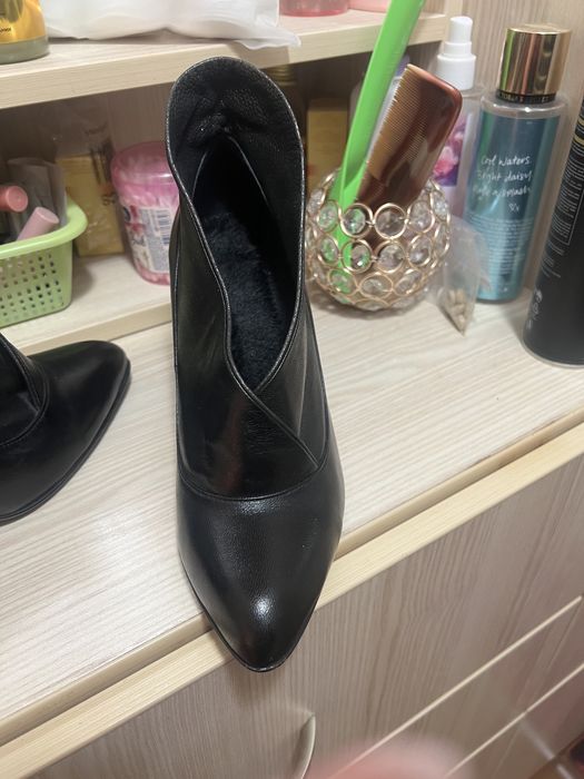 Продаю ботильоны