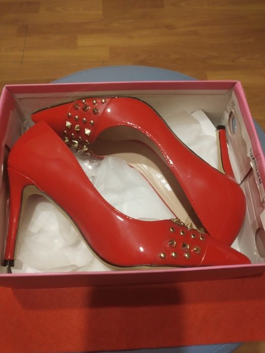 Pantofi dama ocazie.
