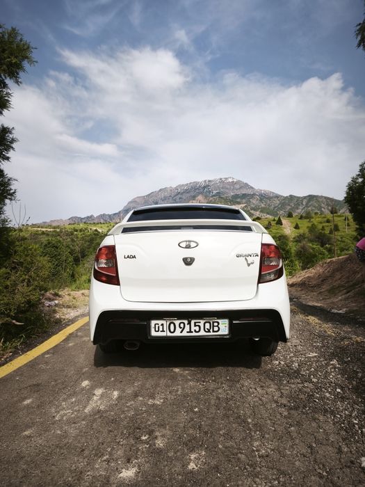 Продаётся Lada Granta 2015