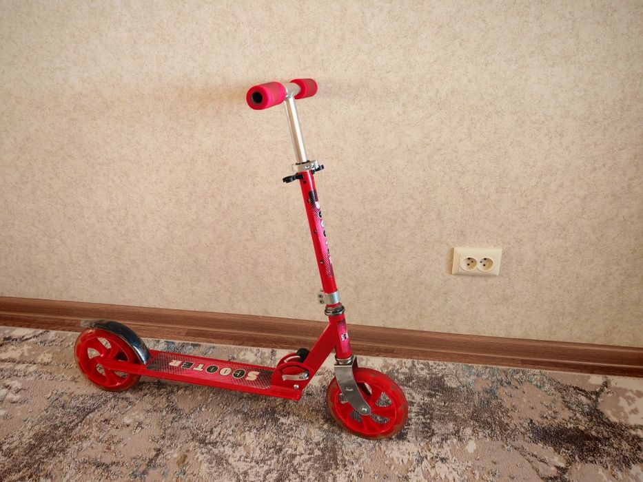 Самакат для девочки