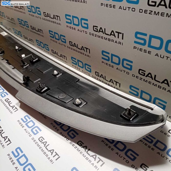 Eleron Spoiler Suport Lampa Tripla Stop Auxiliar Central Hayon Haion Portbagaj Renault Clio 3 Break Grandtour 2005 - 2013 Cod 8200883016 [2192]