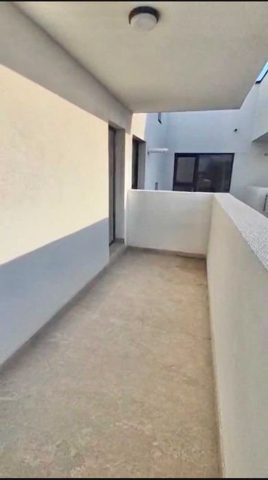 Proprietar vand apartament 2 camere, tip Studio semidecomandat, strada Biruintei