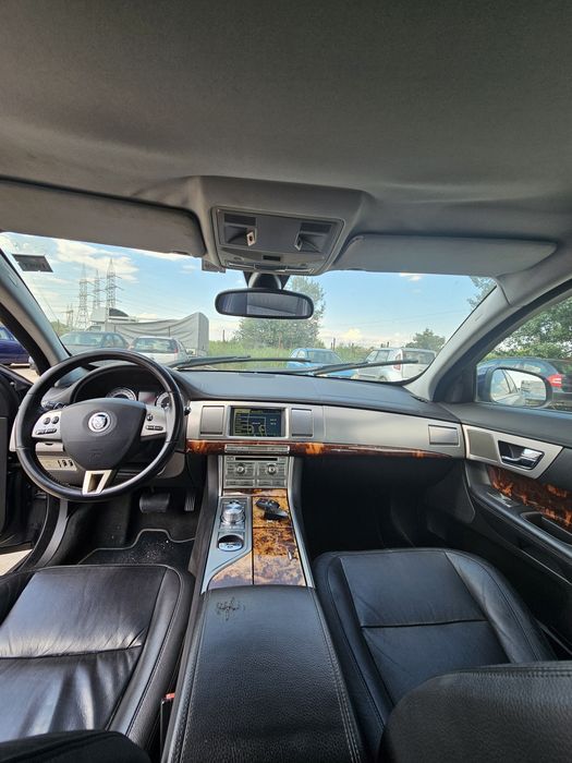 Jaguar XF Motor 2.7D V6
