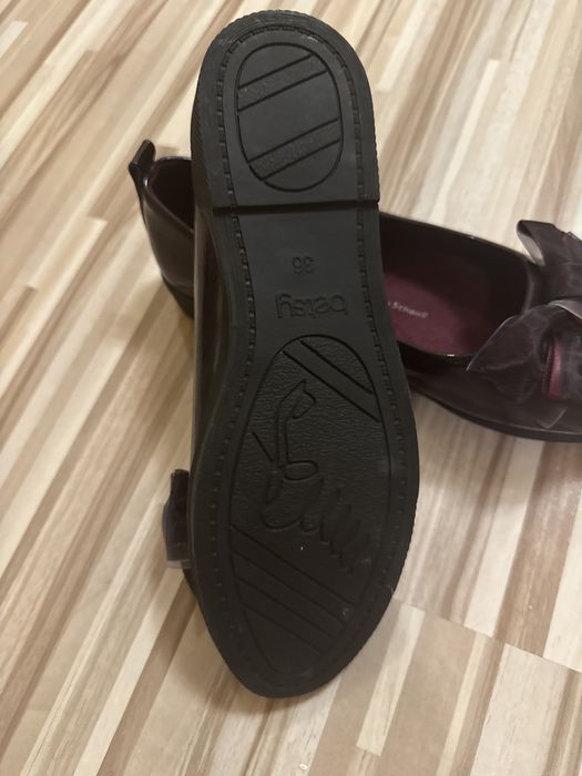 Обувки размер 35