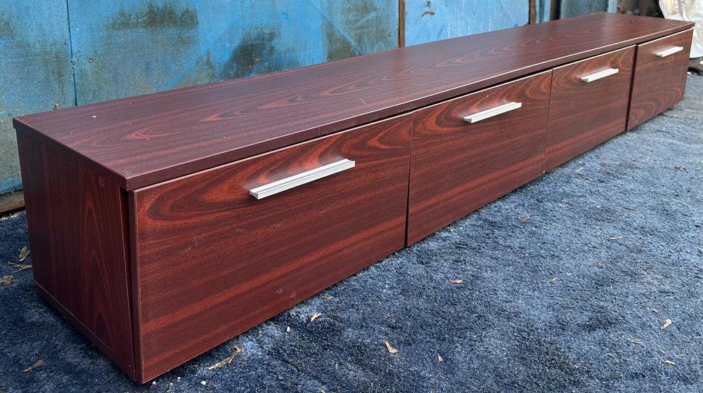 Comoda 2,20 m pentru living; Comoda cu 4 sertare