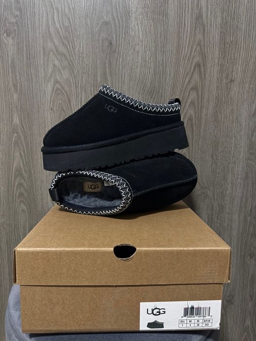 UGG Tazz Slipper Negri {MARIMI: 37, 38}
