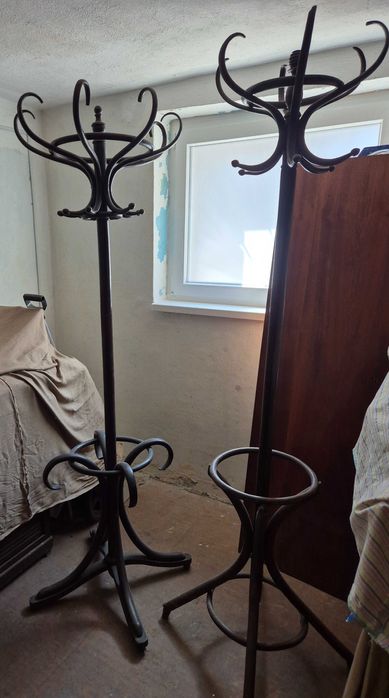 Дървени закачалки