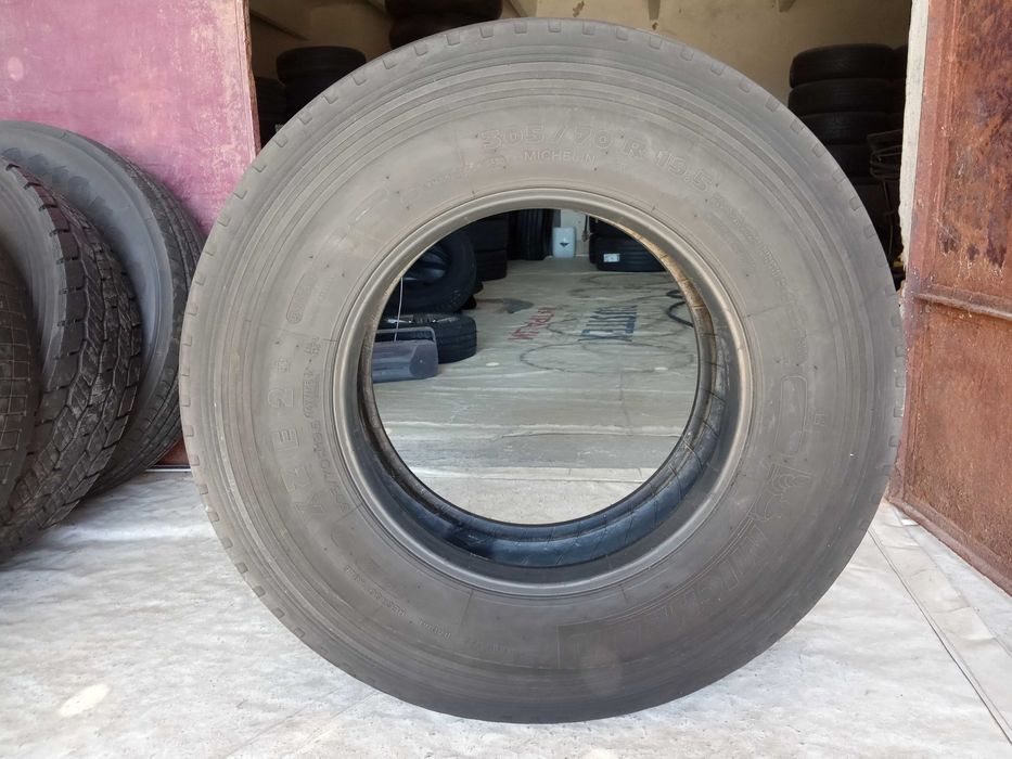 1 тежкотоварна гума 305/70R19.5 Michelin XZE2+ 147/145M M+S Germany