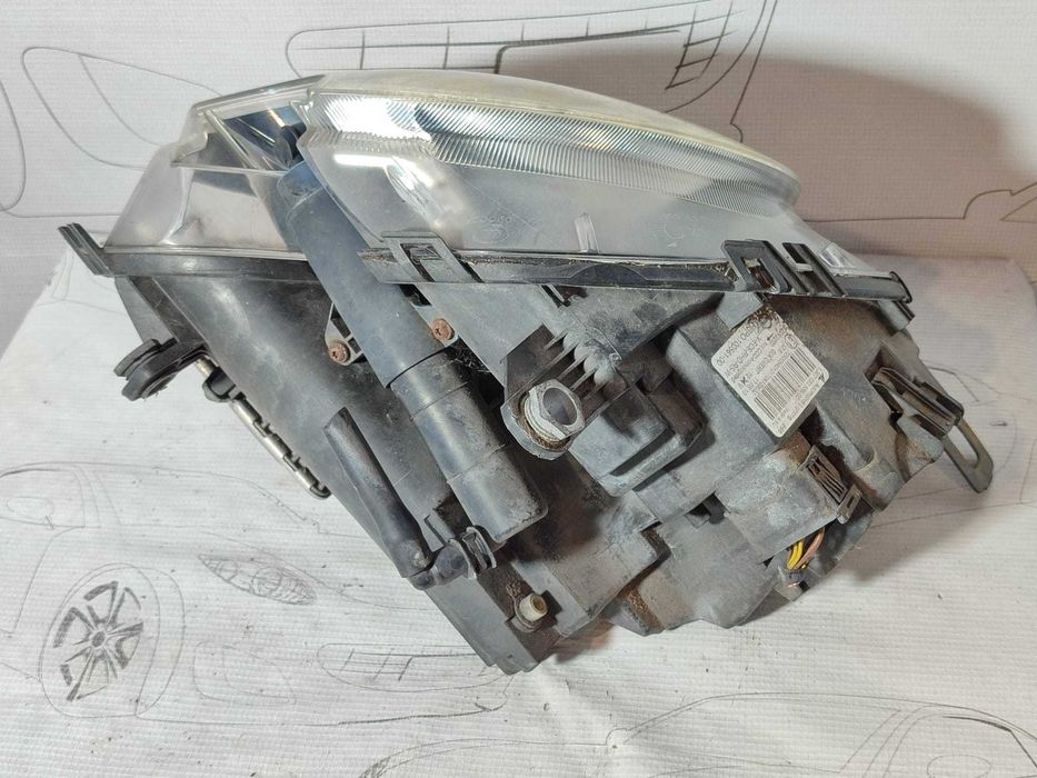 Far dreapta UK MINI R56 LCI 2011 Hatchback Bi-Xenon cu lupă (2006-2014) Cod:63122751266 (4F2)