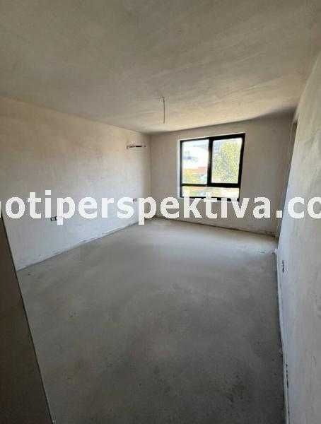 Продава се Тристаен апартамент в Пловдив, Христо Смирненски - 120 кв.м за 1125 €/кв.м - Снимка #4