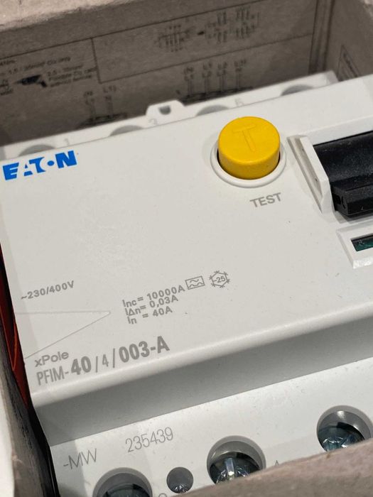 Diferentiale RCCB, RCBO 2, 4 poli, 30mA, 100mA, 300mA 10kA Eaton noi