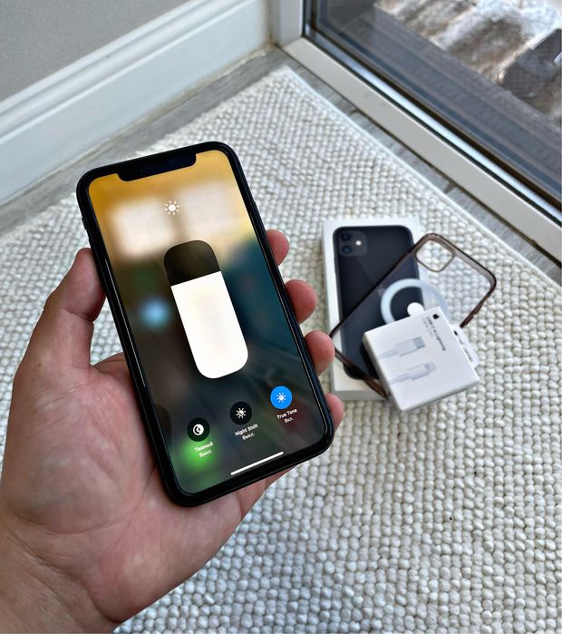 Iphone 11/128GB/akb83% в идеалее