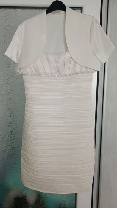 Rochie ocazie eleganta, albă, satin măsură L