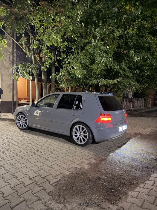 VOLKSWAGEN Golf 2002 — imagine 4