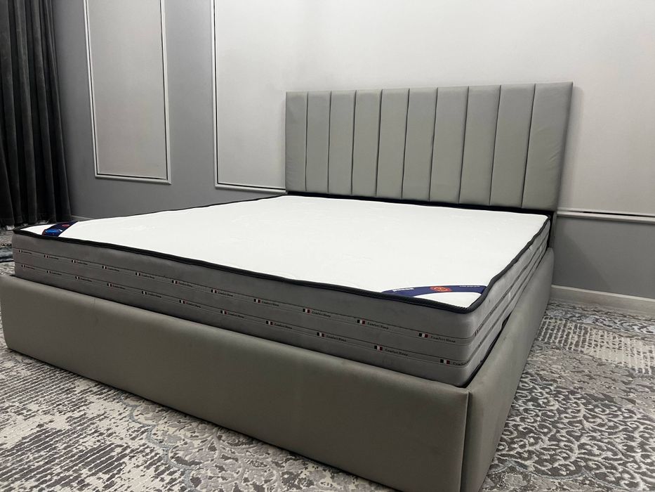 Мягкий кровать двухспалный