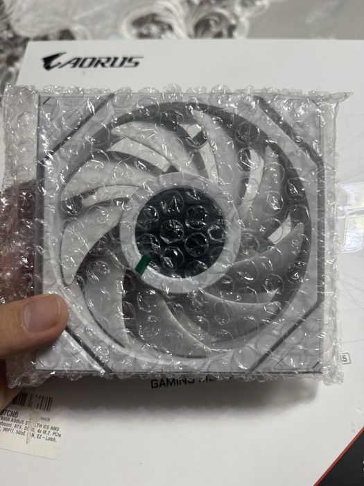 Вентилятор lian li TLC LCD 120mm 1шт