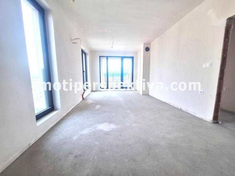 Продава се Двустаен апартамент в Пловдив, Тракия - 74 кв.м за 820 €/кв.м - Снимка #1