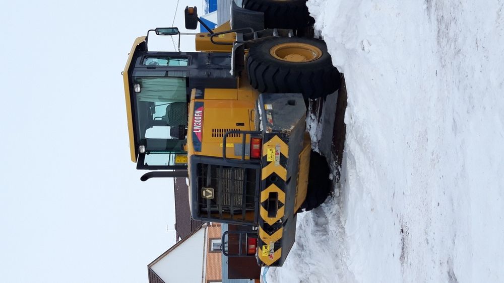 Услги фронтального погрузчика