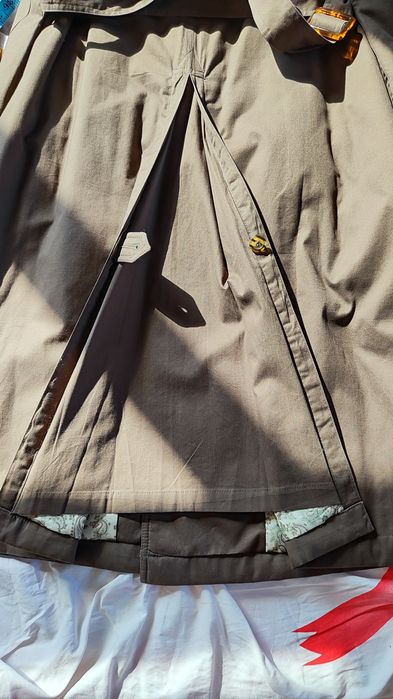 Плащ утеплённый. Новый.