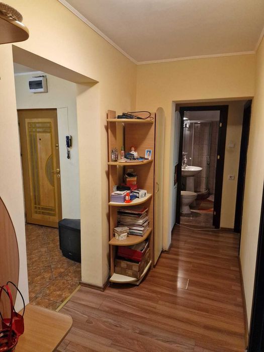 Apartament 4 camere de inchiriat