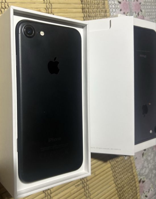 Vand iphone 7, ca si nou!
