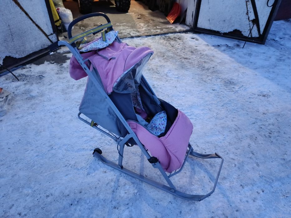 Продам санки фирамы ника в отличном состоянии