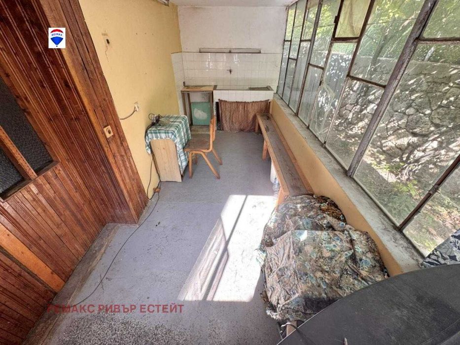 Къща на два етажа за продажба  в гр. Две могили