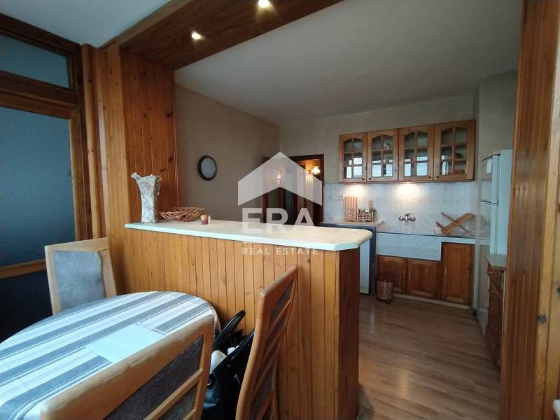 Продава се Четиристаен апартамент в Варна, Трошево - 104 кв.м за 1818 €/кв.м - Снимка #3