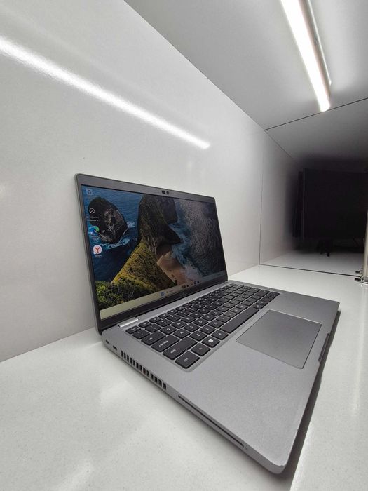 Dell Core i5-1245U  16/256gb