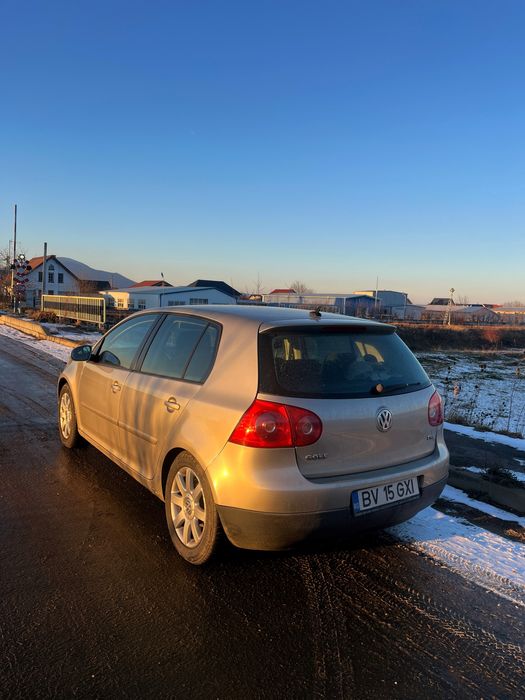 Vând Golf 5 , 1.4 FSI