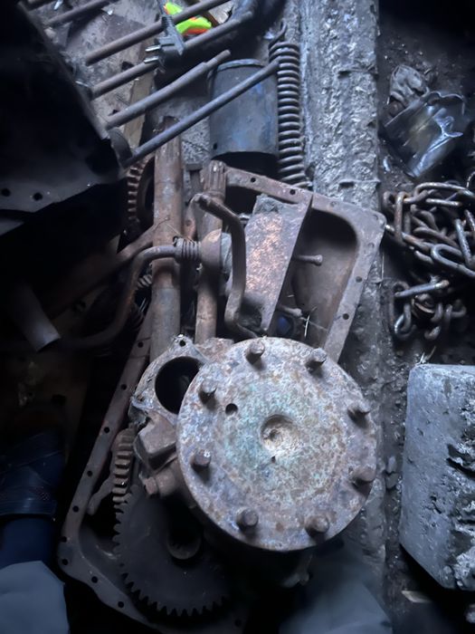 Запчасти трактор т-40 блок бортова поддон двигателя