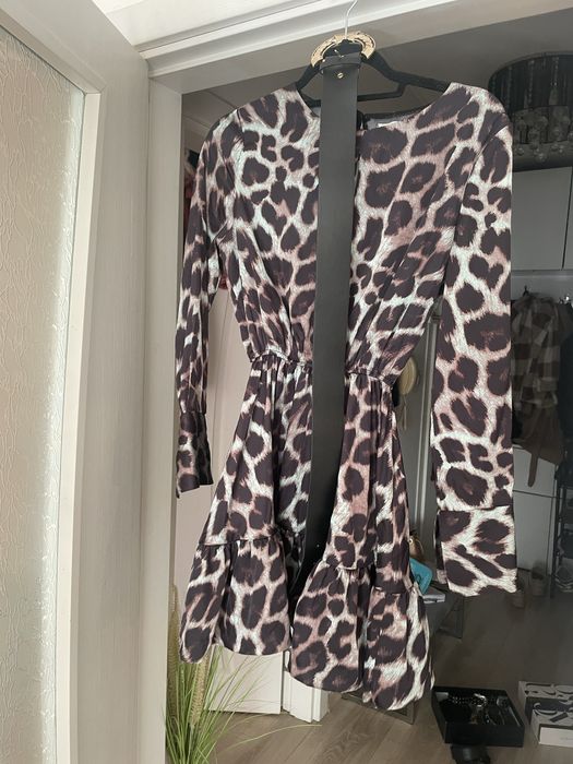 Леопардова елегантна  рокля размер С