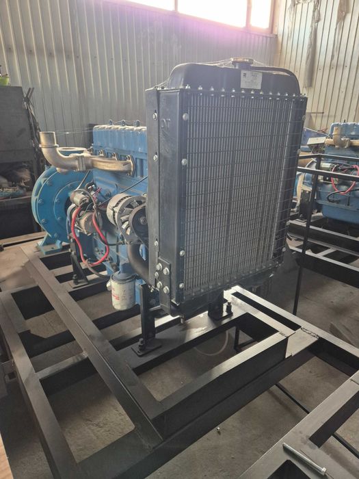 Мотопомпа.  Новая