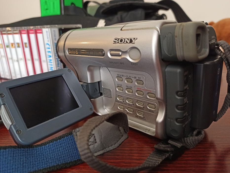 Камера Sony Handycam