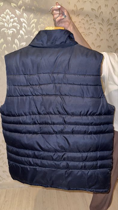 Жилет мужской , средней плотности