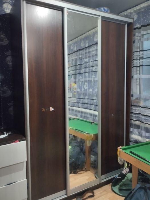 Продам спальный гарнитур