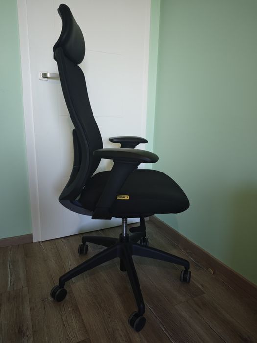 Офис стол Antares Dario Black