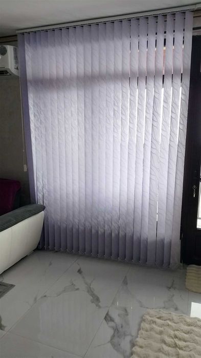 Вертикални вътрешни щори