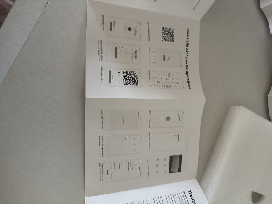 Hranitor automat câini/pisici 5L cu cameră video /aplicație pe telefon