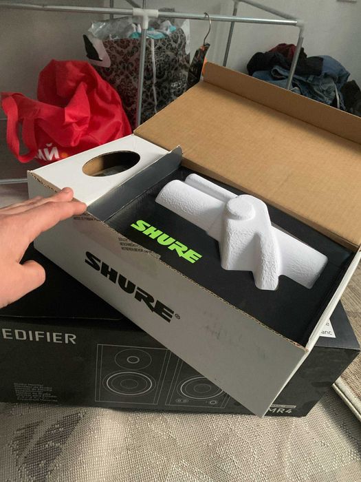 Пройессиональный студийно-подкастный микрофон SHURE SM7B