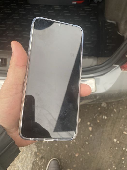 Телефон сатылады