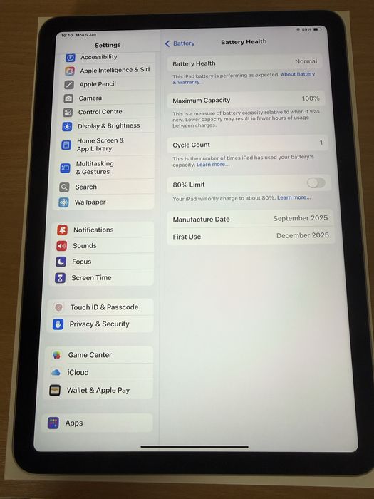 Чисто нов! IPad Air 11-inch (M3) Wi-Fi 256GB