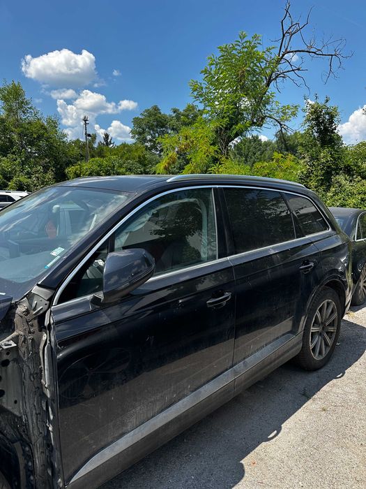 Audi Q7 2017 на части